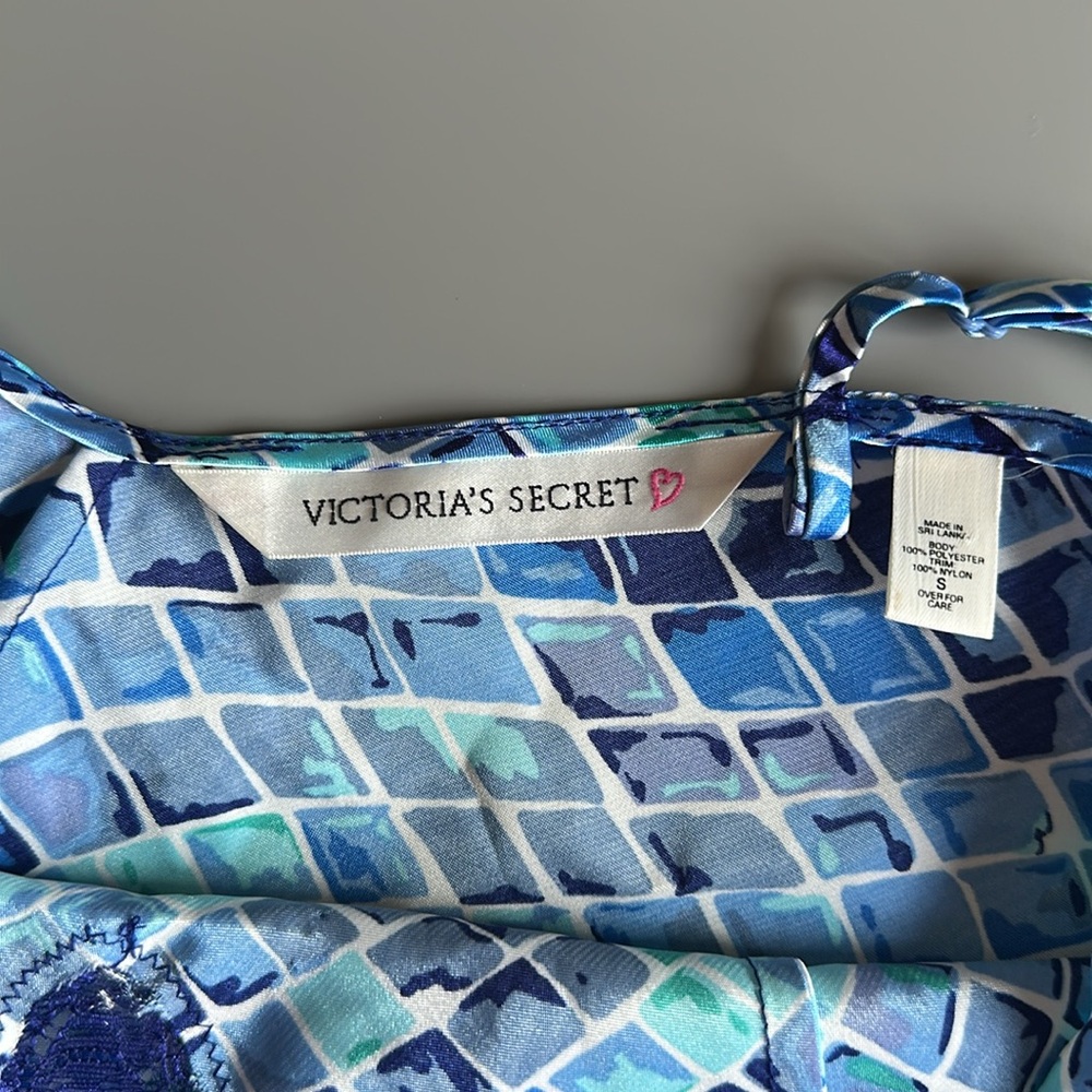 90’s Victoria’s Secret Satin Blue Mosaic Tile Geometric Print Slip Dress Small - Picture 5 of 13
